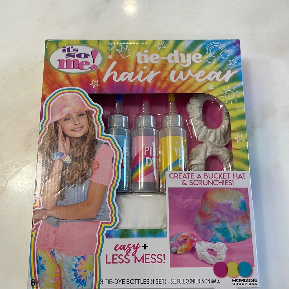 NWT Girls It’s So Me Tie Dye Hair Wear Kit-Age 8+